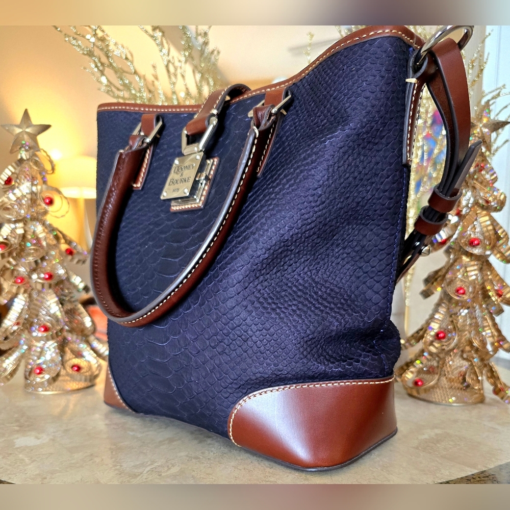 Dooney And Bourke Navy Blue Python Embossed Clare… - image 4
